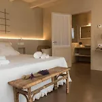 Mas Pla Bed & Breakfast